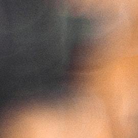 chica con cabello largo