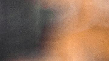 chica con cabello largo