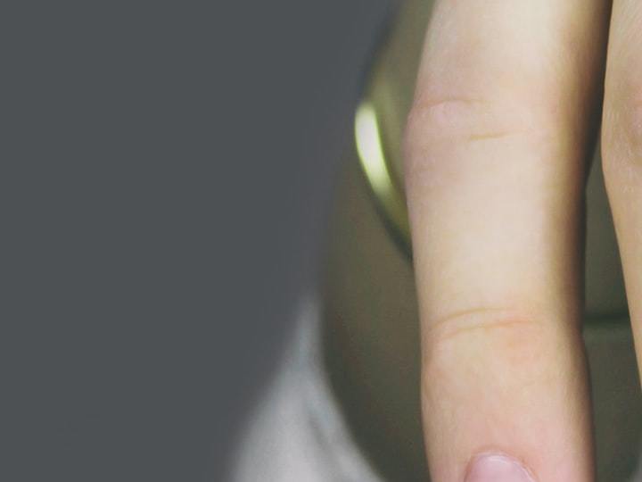 cómo retirar uñas de gel en casa