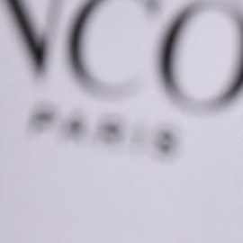 looks de eiza gonzalez