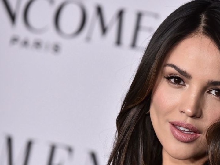 looks de eiza gonzalez