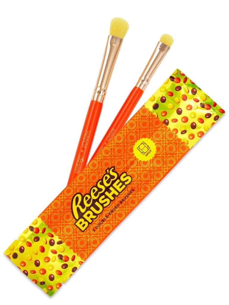 Reese's double-ended brushes duo