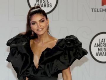 vestido rojo ana barbara latin amas 2021