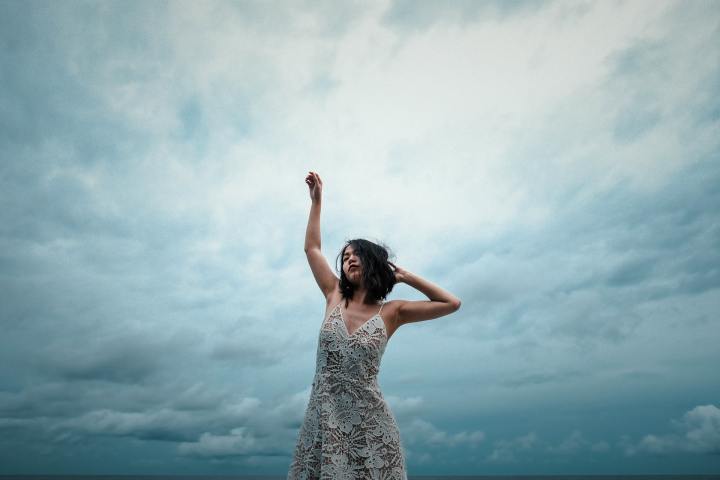 Descubre por qué bailar ayuda a reducir centímetros y celulitis