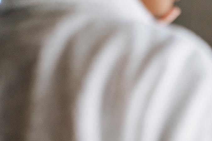 como saber si estás exfoliando demasiado tu piel