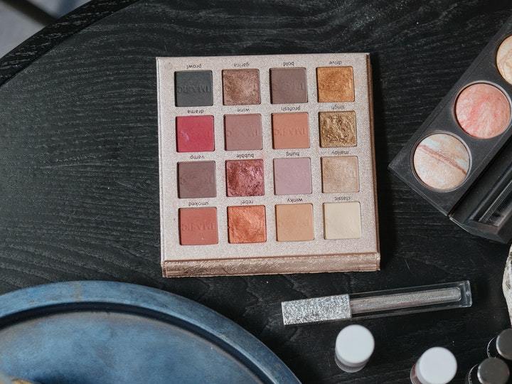 como saber si maquillaje caducó