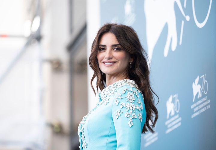 tutoriales para conseguir el peinado de Penélope Cruz en casa