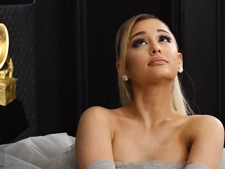 ariana grande looks de verano