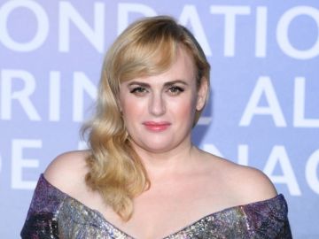 rebel wilson habla sobre fertilidad