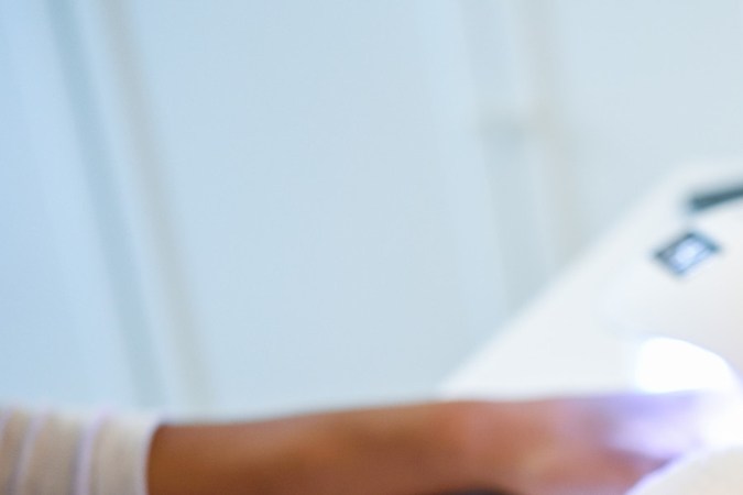 cómo prevenir que salgan hongos en las uñas