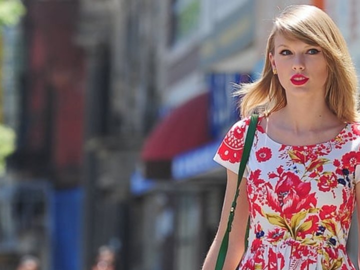 mejores looks de taylor swift