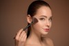 como aplicar base de maquillaje