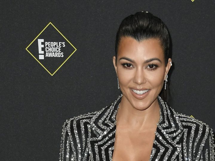 looks kourtney kardashian