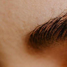 por que se craquela el maquillaje