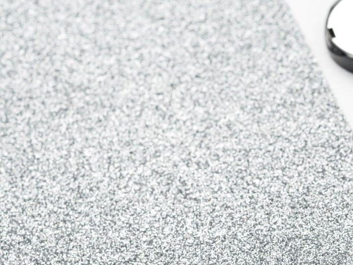como aplicar sombras con glitter