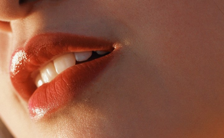 como esconder herpes con maquillaje