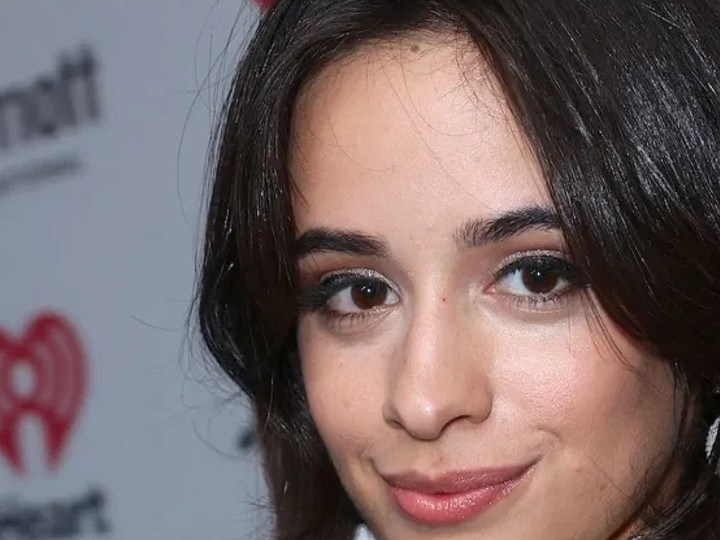 camila cabello look de princesa