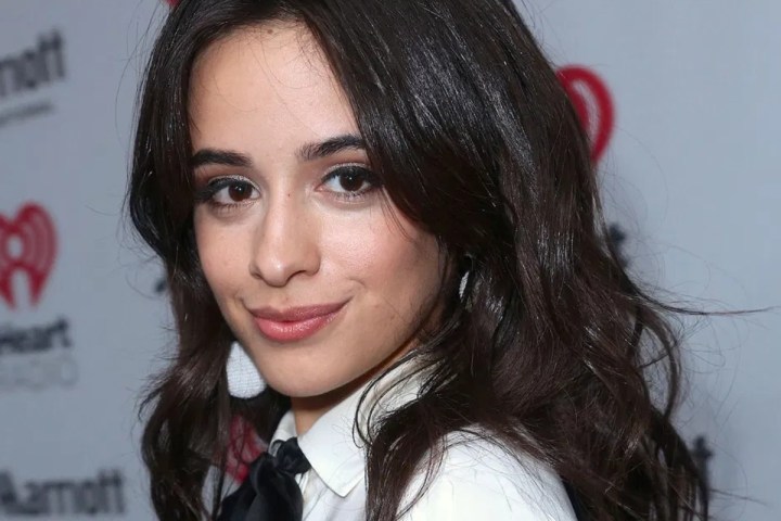 camila cabello look de princesa