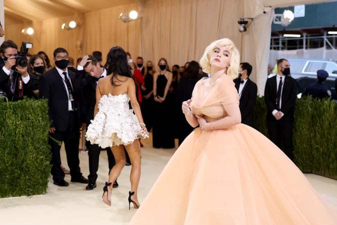mejores vestidos met gala 2021