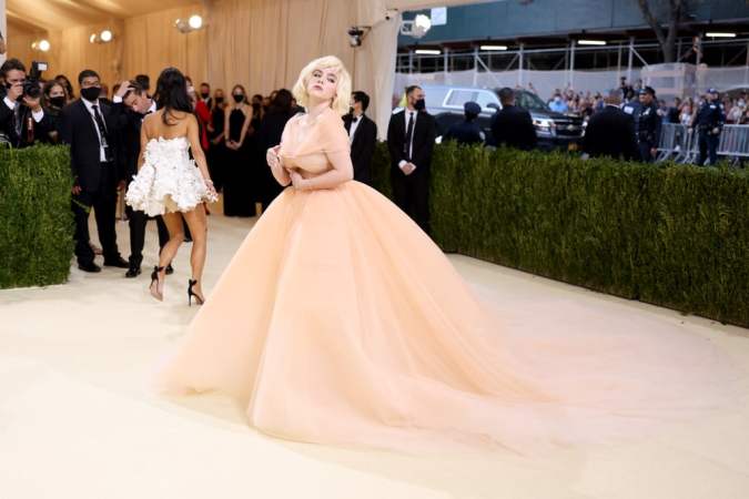 mejores vestidos met gala 2021