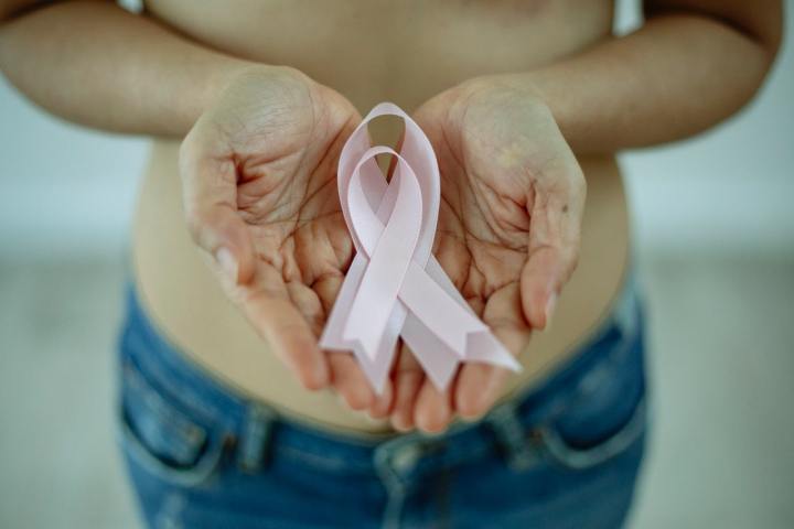 breast cancer awareness month marcas de belleza productos 2021