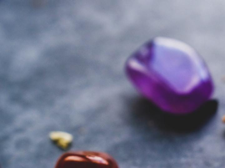 como cargar cristales curativos luna llena