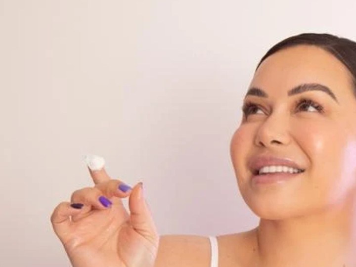 estrellas latinas con marcas de belleza