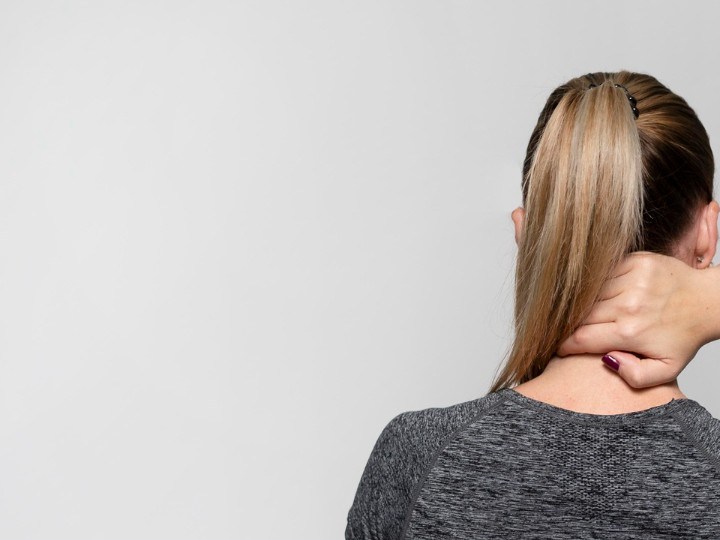 como prevenir acne en la espalda