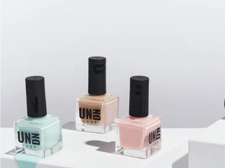 machine gun kelly marca de esmaltes de uñas