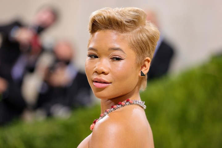 maquillaje de ojos de cristal