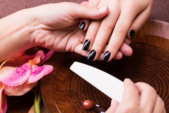 ¿es seguro ir al salon de uñas durante la pandemia?