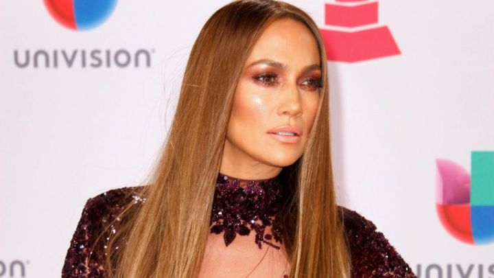 jennifer lopez blusa lavanda body lavender