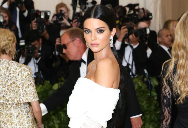 kendall jenner vestido negro boda