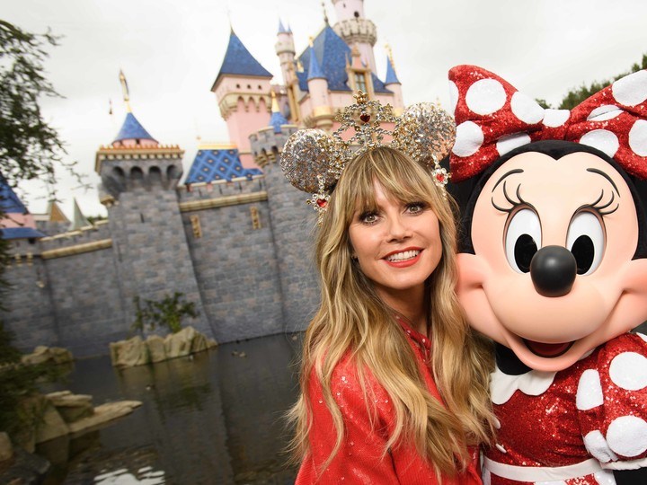 minnie mouse traje azul 2022
