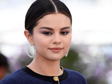 selena gomez redes sociales