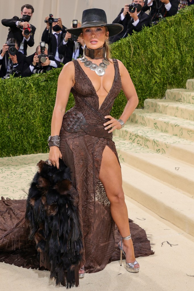 looks de jlo met gala