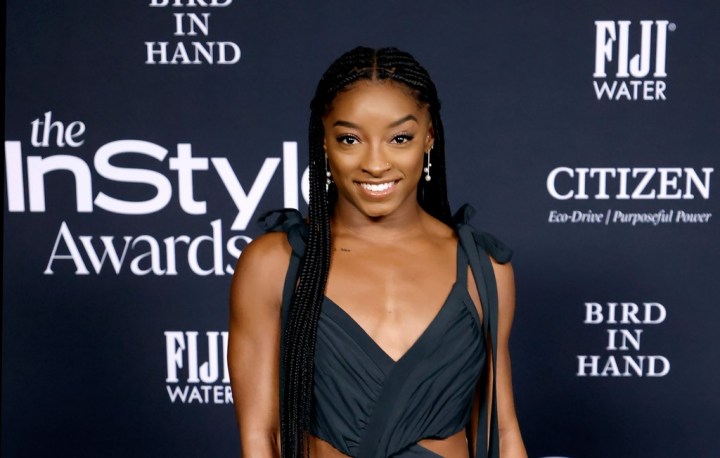 simone biles anillo de compromiso