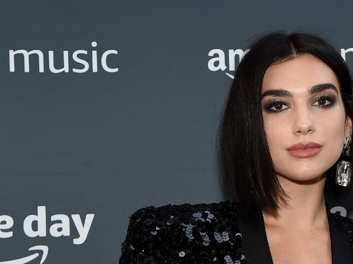 Dua Lipa burlas pasos de baile