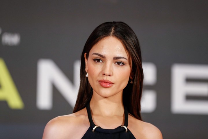 eiza gonzalez rubia