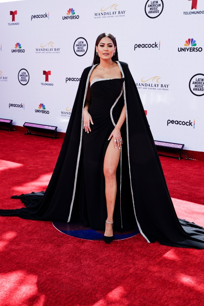 mejores looks latin american music awards 2022