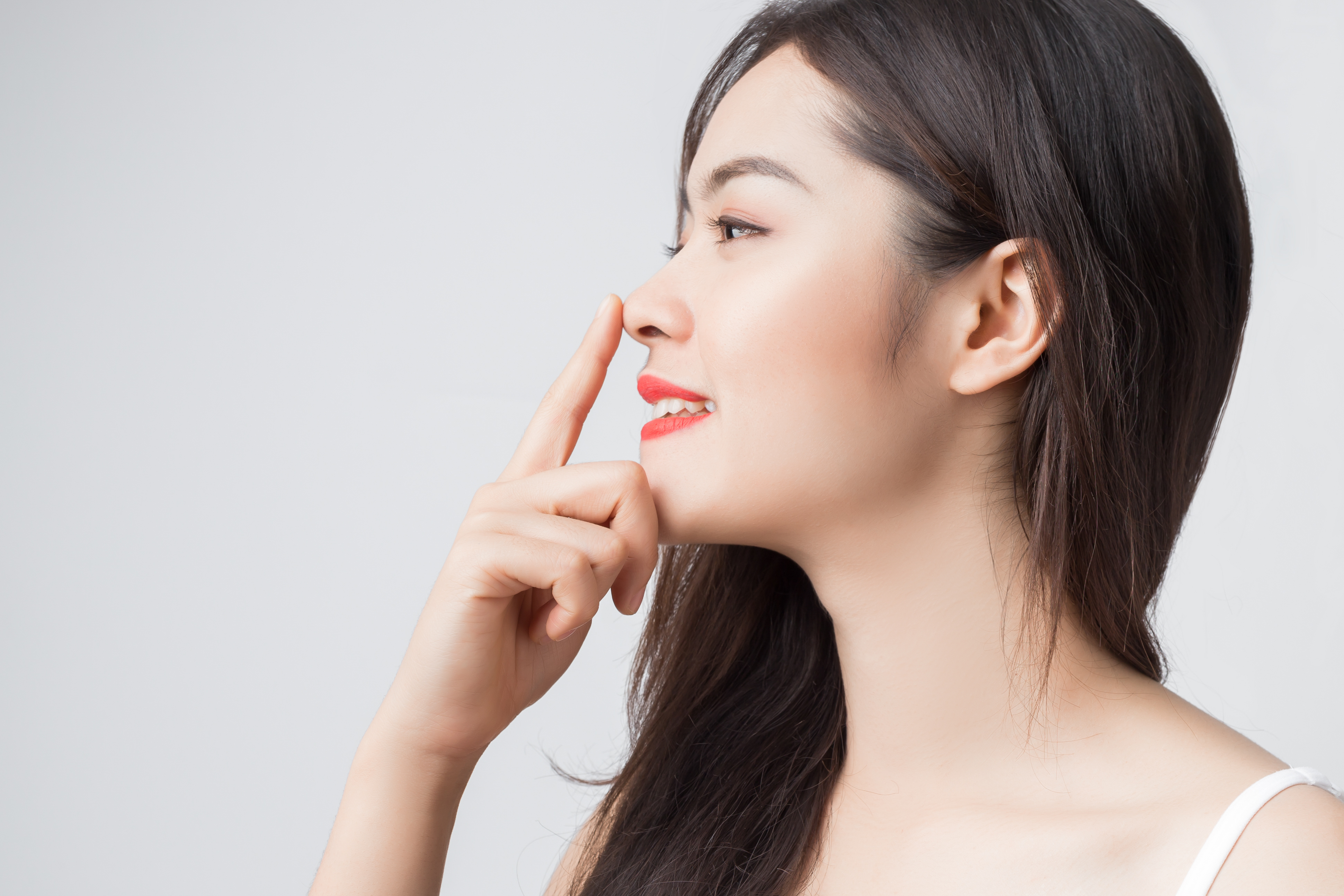 3 trucos que te ayudarán a lucir una nariz respingada sin tener que  someterte a una operación - Bien Bonita