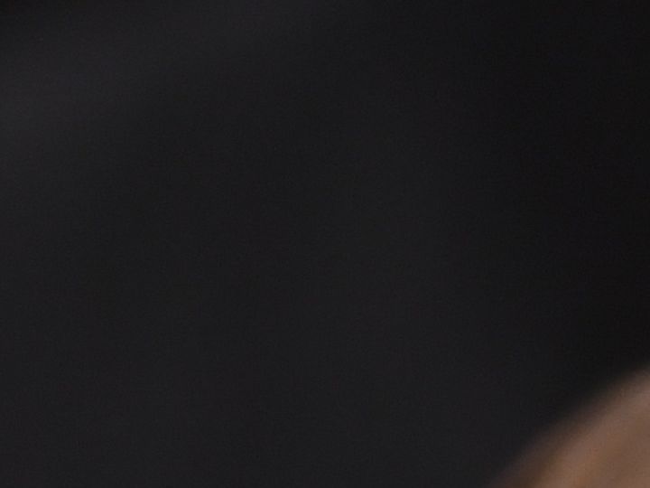 Ariana Grande compartió un tutorial de cómo realiza su delineado