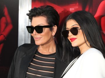Kylie Cosmetics x Kris Collection: Kylie Jenner presentó su nueva colección  de maquillaje inspirada en su madre - Bien Bonita