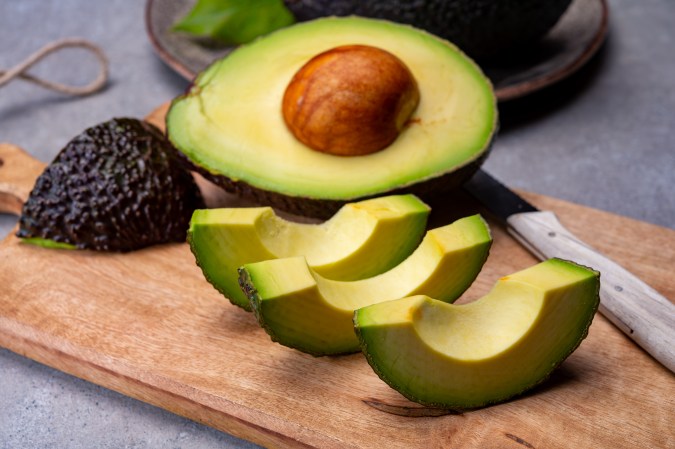 Semilla de aguacate para el cabello