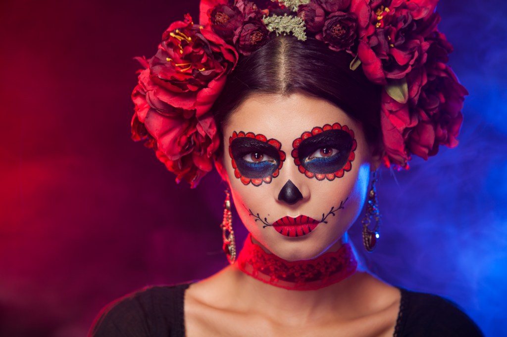 Vegetación Consulta Destrucción Catrina en Halloween: conoce el paso a paso sobre cómo realizar tu propio  maquillaje - Bien Bonita