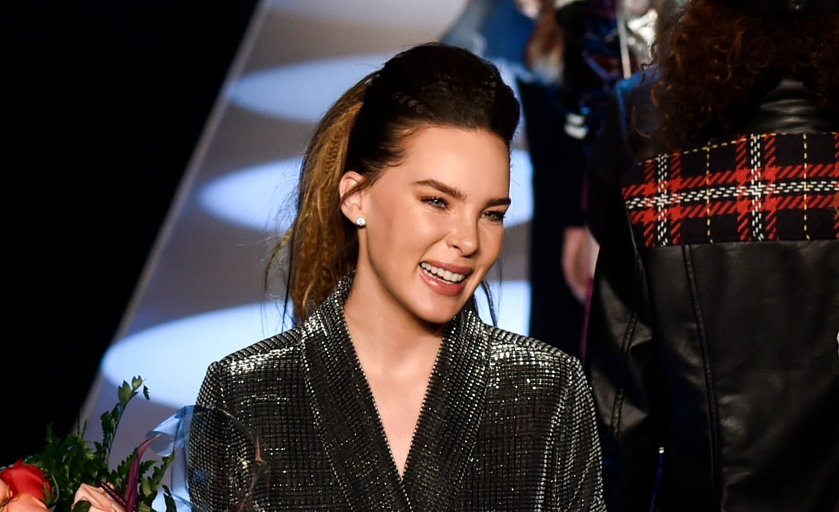 Belinda luce un peinado de trenzas brillantes: cómo imitar su look - Bien  Bonita