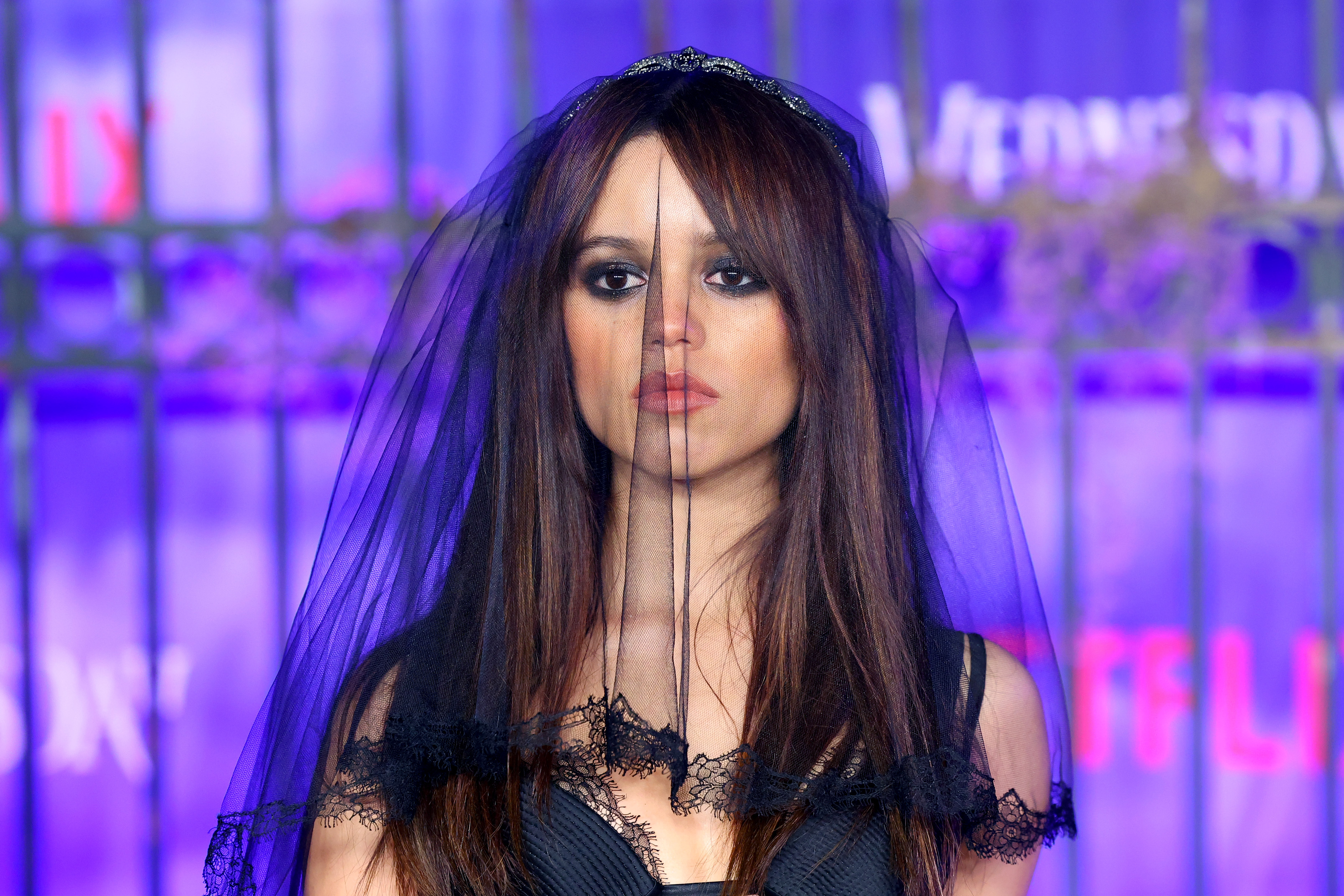 Look de Merlina Addams: cuáles son las prendas que necesitas para imitar su  estilo gótico - Bien Bonita