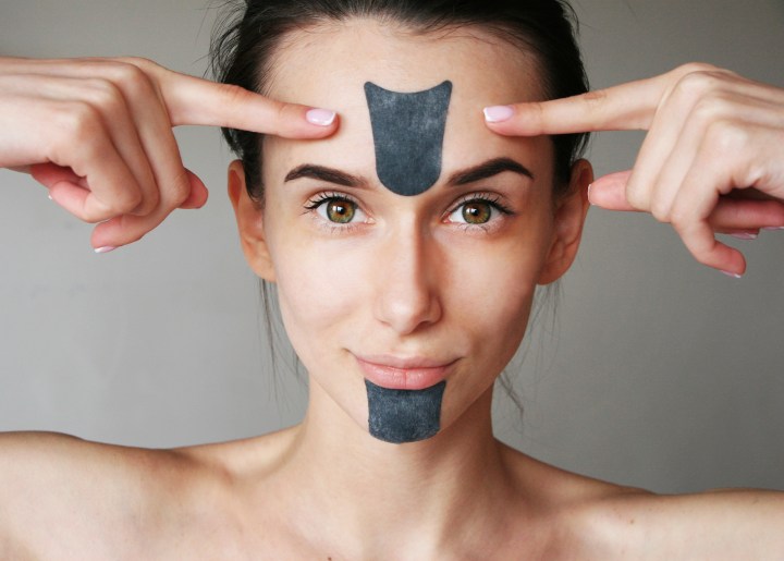 Taping Facial