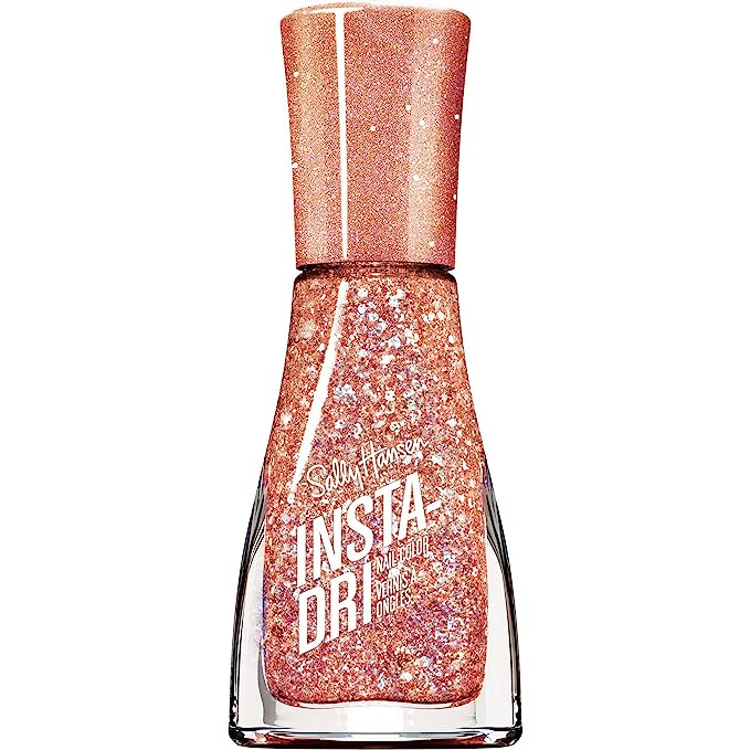 cómo aplicar esmalte de uñas con glitter