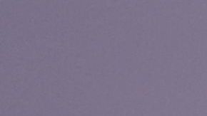 Kylie Jenner protege sus manos durante los manicures de gel con 1 accesorio